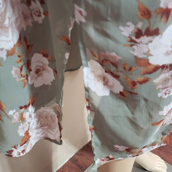 Band of Gypsies floral grayish Green polyester oversized open wrap,sz S - Picture 2 of 6